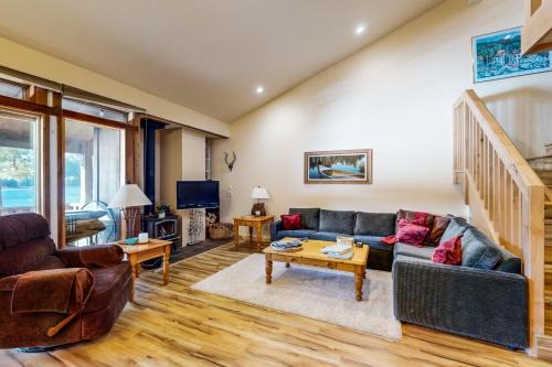 Truckee Apartment | Donner Lake Retreat
