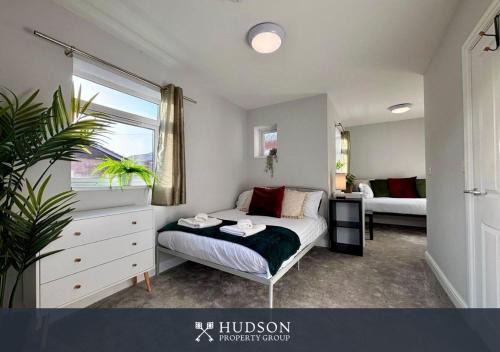 Donnington Apartment | Donnington Apartments - Studio 3