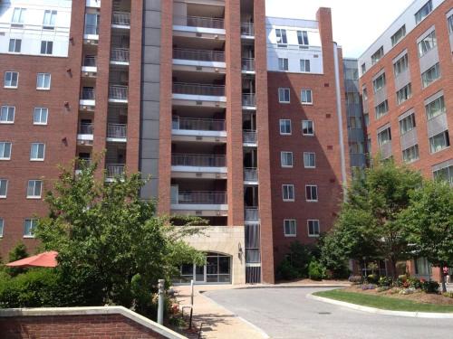 Brent House | Donnington Court