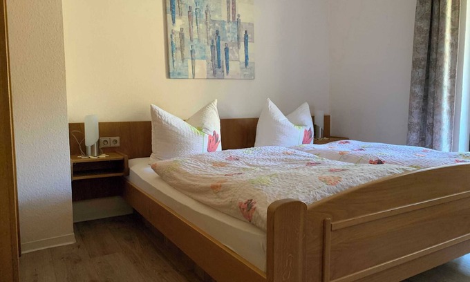 Reichelsheim Cottage | Doppelzimmer - 01 - Gasthaus und Pension Zum Fürstengrund