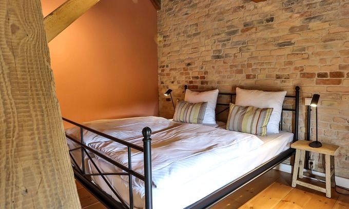 Oberhavel Apartment | Doppelzimmer Meseberg - Storchenhof Blumenow