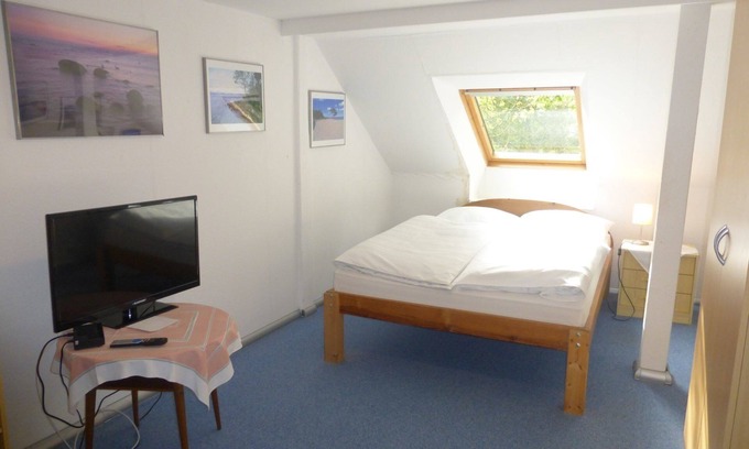 Waddewarden Apartment | Doppelzimmer für 2 Gäste mit 15m² in Wangerland