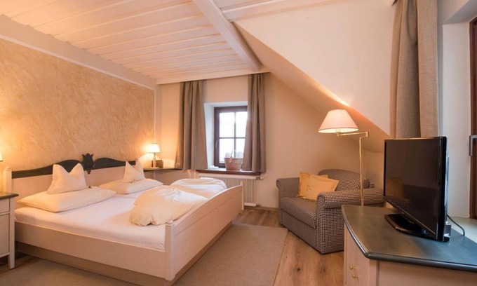 Feld am See House | Doppelzimmer Lebenslust Frühstück 1-4 Nächte - Bike-boutiquehotel Lindenhof