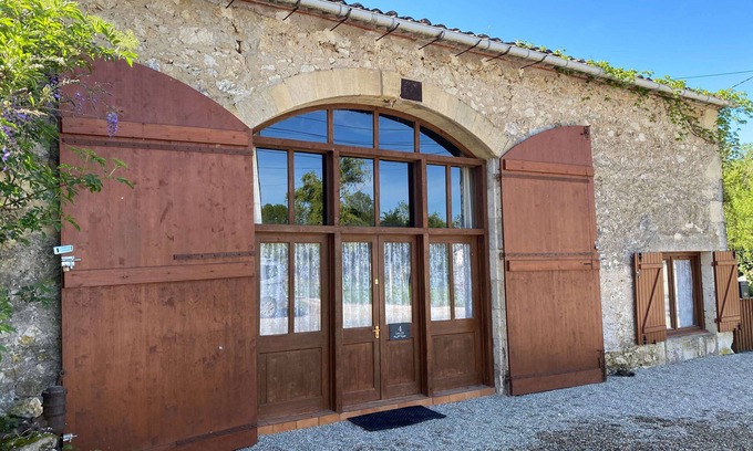 Pessac-sur-Dordogne House | Dordogne Holiday Barn