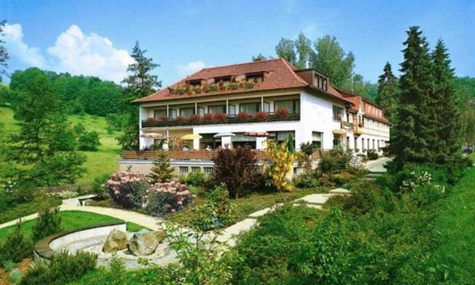 Lindenfels Hotel | Double Room 10 - Odenwald Star Hotel Wiesengrund