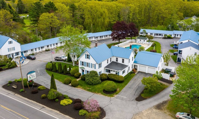 Ogunquit - Wells Cabin | DOUBLE ROOM - 2 DOUBLE BEDS