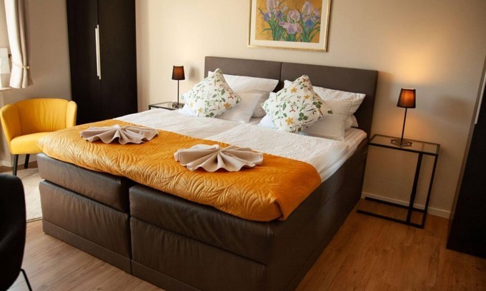 Gusterath Bed & Breakfast | Double room 6 - Living room Gusterath Gäste & Bordinghaus