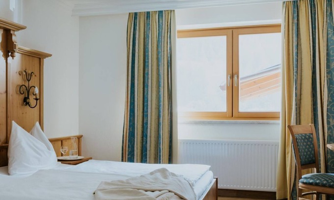 Unterberg House | Double room "Classic" -lang - Vitalhotel Tauernhof