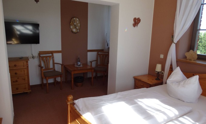 Muritz Bed & Breakfast | Double room comfort - barn domicile