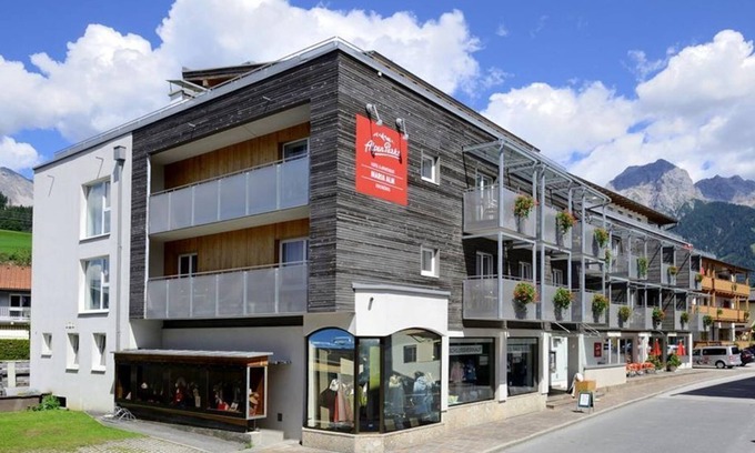 Maria Alm am Steinernen Meer Apartment | *Double room design half board - AlpenParks Hotel & Apartment Maria Alm