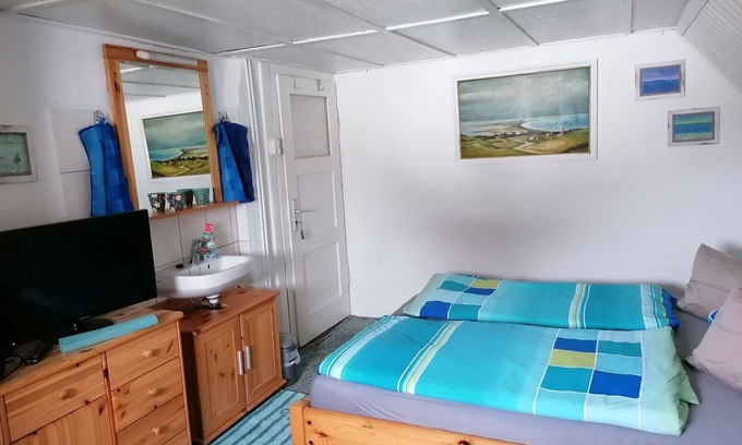 Hiddensee House | Double room - Holiday home Karl Heinz Striesow