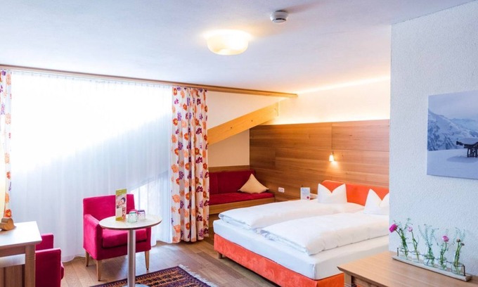 Warth House | Double room Orchidee BB MS - Hotel Walserberg