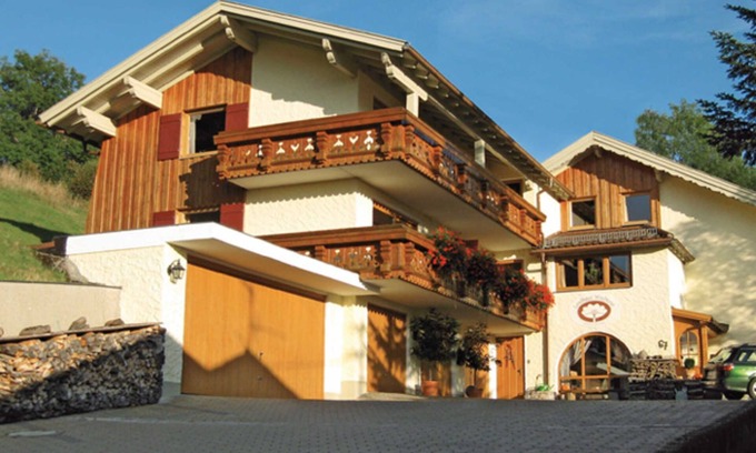 Jungholz House | Double room/overnight stay with south-facing balcony 1 - Landhaus Windrose