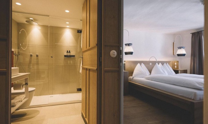 Altstadt House | Double room "small", incl. breakfast - non-refundable - arthotel Blaue Gans