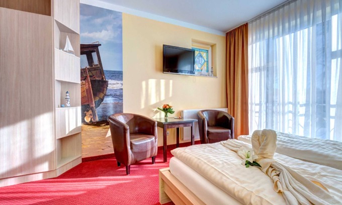 Ahlbeck House | Double room special - Aparthotel Strandhus Trivago Award Best 3-star hotel