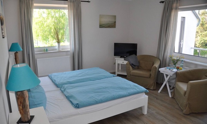 Puttgarden Apartment | Double room with garden view - Room 4 - Hus lake view