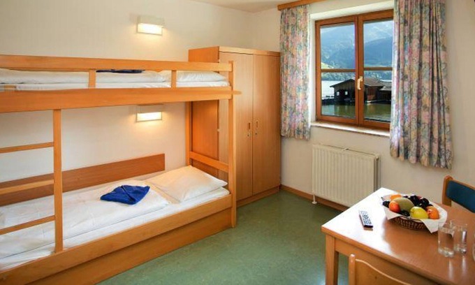 Schuttdorf Cottage | Double room with shower, toilet, non-smoking - YOUNG HOTEL ZELL AM SEE