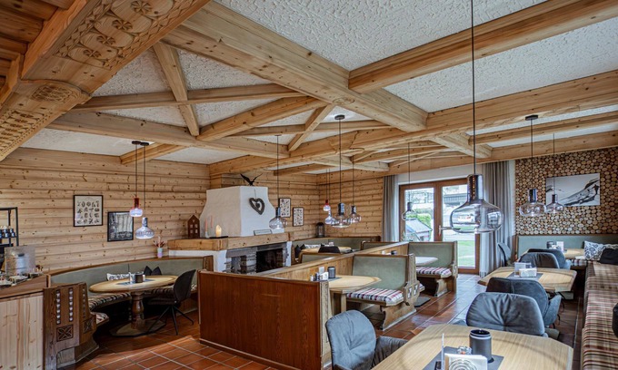 Kaprun Cottage | Double room with shower od. Bathroom, toilet - Eschenhof, guesthouse