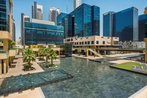 Downtown Dubai Hotel | DoubleTree by Hilton Dubai - Business Bay