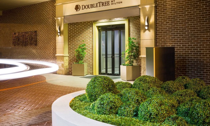 Historic District - North Hotel | DoubleTree by Hilton Hotel Savannah Historic District