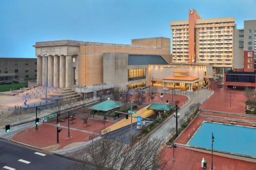 Downtown Little Rock Hotel | DoubleTree by Hilton Little Rock