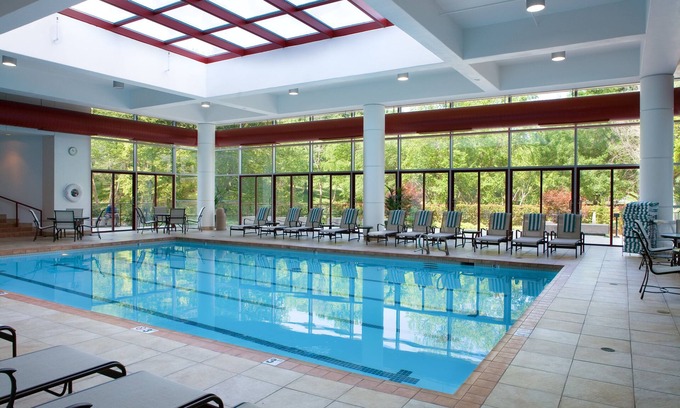 South Tulsa Hotel | DoubleTree by Hilton Tulsa - Warren Place
