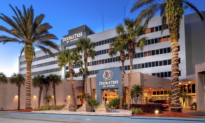 Northside Hotel | DoubleTree by Hilton Hotel Jacksonville Airport