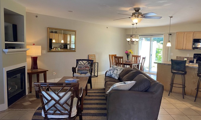 Douglas Condo | Douglas Condo w/pool! 2 Bedroom/2 Bath