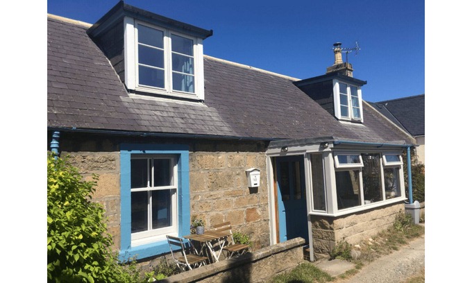 Findhorn Cabin | Doune Cottage, 145 Findhorn - Charmingly renovated Fisherman's Cottage