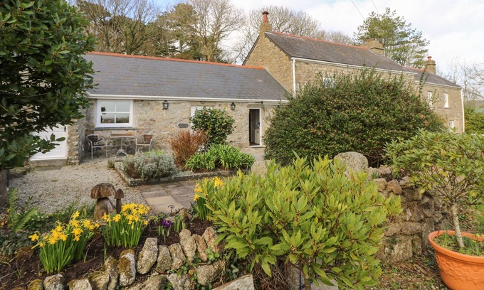 Sithney Cottage | Dovecote