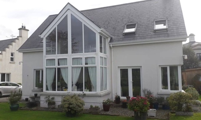Enniskillen Cabin | Dovecote Lodge on the 5 star Lough Erne Resort