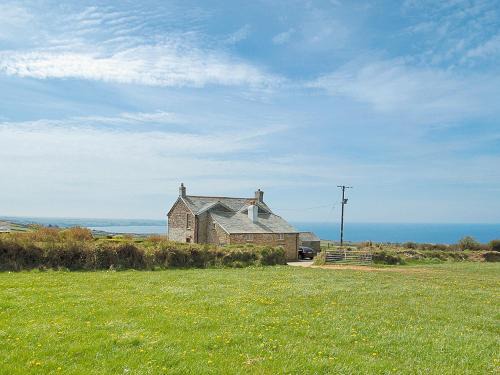 Tintagel House | Downhouse Cottage