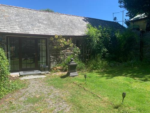 Tintagel House | Downrow Barn