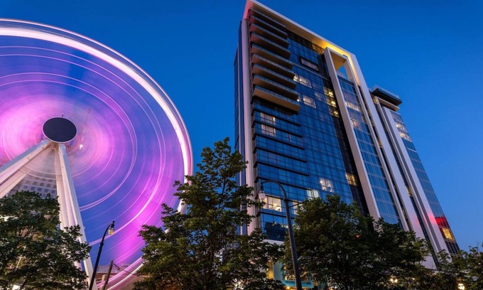 Fairlie-Poplar Historic District Resort | Downtown Atlanta 1 Bedroom Presidential Unit!