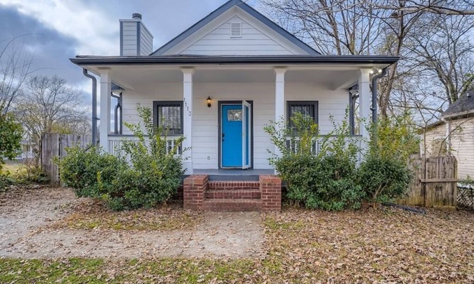 Pittsburgh House | Downtown Atlanta Haven