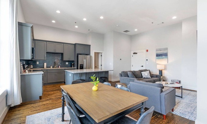 Cartersville Apartment | Downtown Cartersville 1BR Loft 1