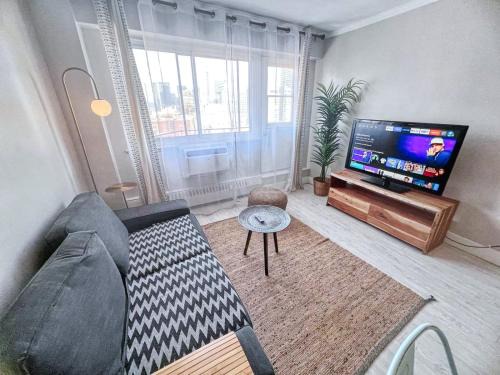 Downtown Montreal Apartment | Downtown Central Residences