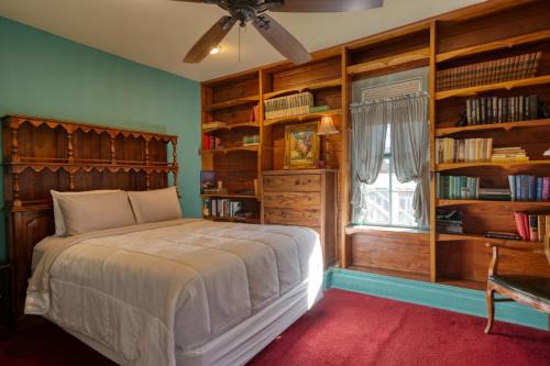 Eureka Springs Historic District House | Downtown Chantilly Ste Piedmont