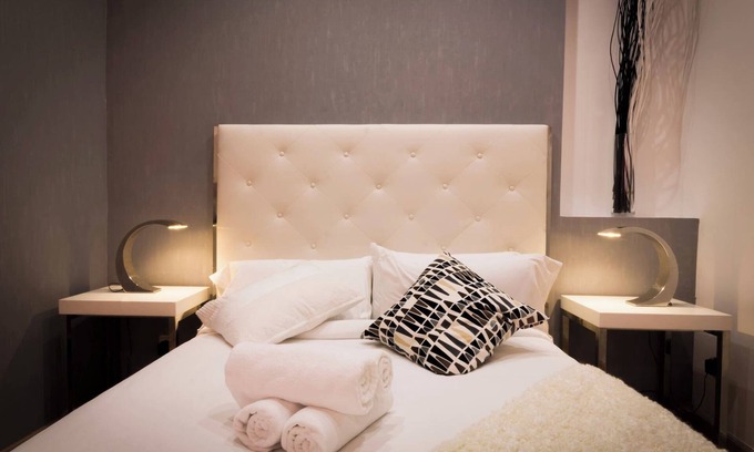 Centro Apartment | Downtown Comfortable Apartment Gran Vía | A019