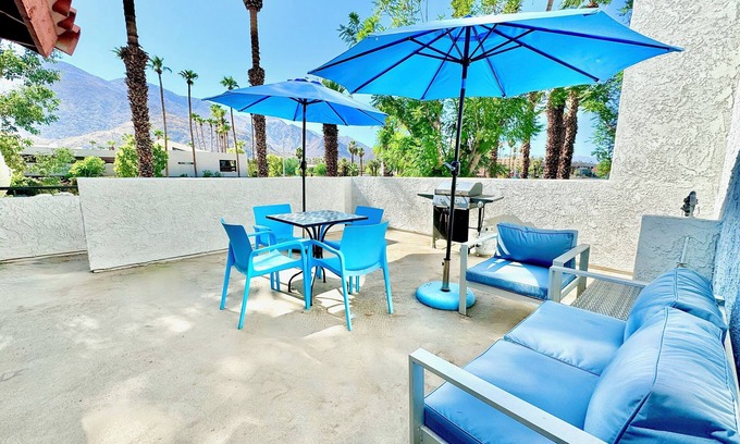Baristo Condo | Downtown Condo with 2 Large View Patios and Vaulted Ceilings