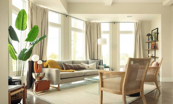 Old West Broad Neighborhood Apartment | Downtown, contemporary, 2 bedroom, Roof Terrace! 3A