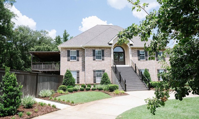 Hammond House | Downtown Estate Luxury Property close to Southeastern