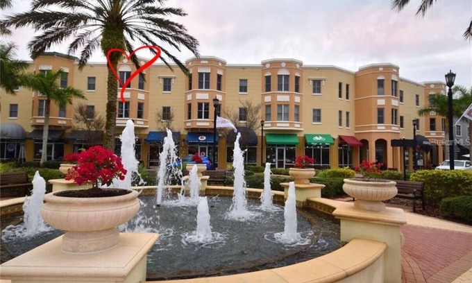 Braden River Condo | Downtown Lakewood Ranch Condo 2 beds/2 baths/3 parking