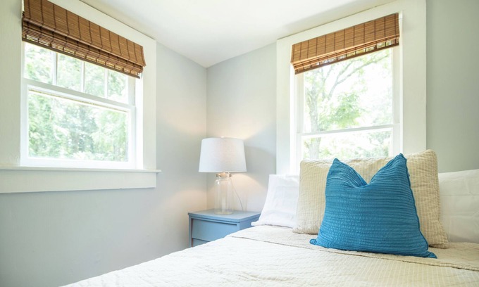 Lincolnton Cottage | Downtown Lincolnton Railway Home