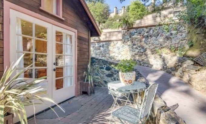 Los Gatos Apartment | Downtown Los Gatos Retreat