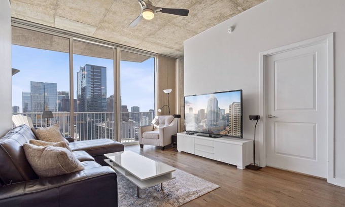 Second Street District Condo | Downtown Luxury Hi-rise 2 BR/2Bth, 2 garage spaces, gym, heated pool, 55&70"HDTV