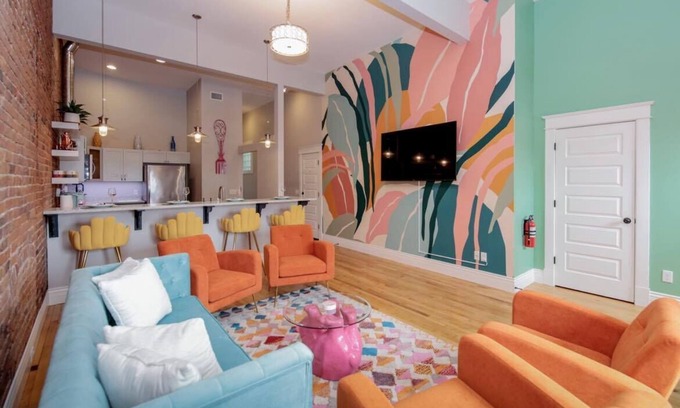 Central Business District Apartment | Downtown Luxury Industrial Loft/13-Ft Ceilings/Walkable