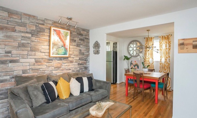 Chestnut Hill House | Downtown Nashville Home | Minutes to Broadway