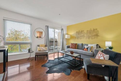 North Capitol Apartment | Downtown Nashville Riverfront unit 790