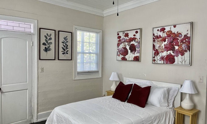 Downtown Nassau Villa | Downtown Nassau Oasis Unit 2